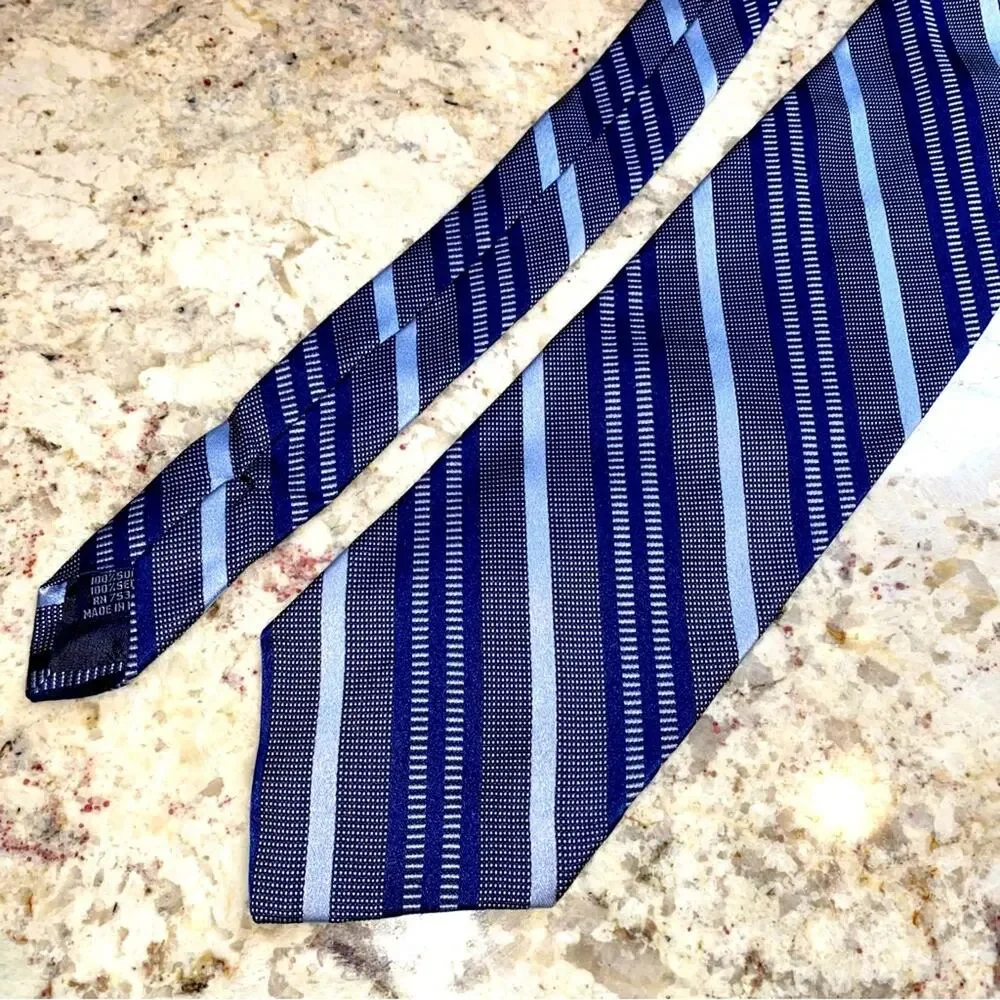 Claudio Marinetti Como Italy Blue Stripe 100% Silk Mens Tie EUC